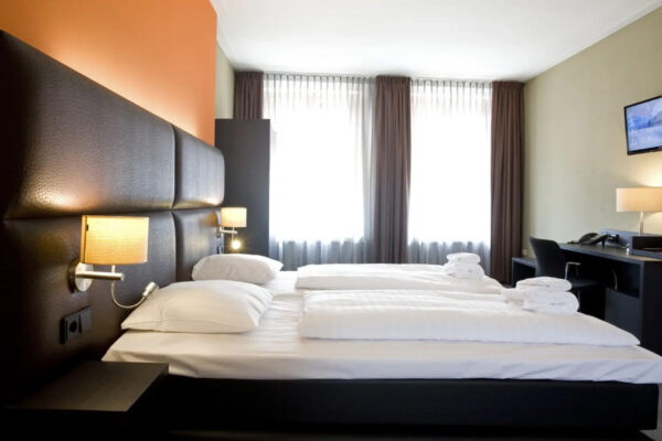 Hotel Roermond Next Door 2